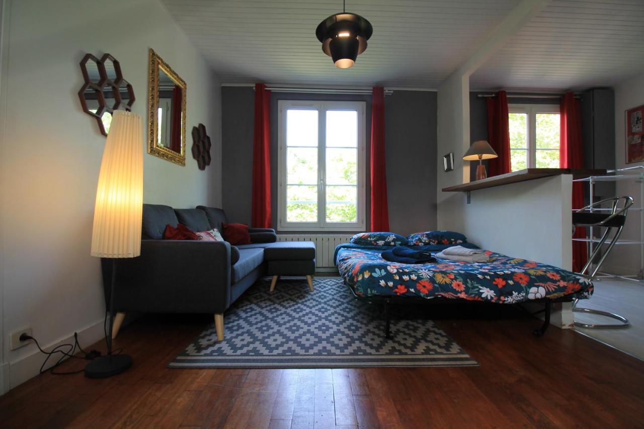 אובון Disponible - Appartement Entier - Ligne H 15Mn Paris-Gare Du Nord, Parking Rue Gratuit, 4 Pers, Station De Train En Face Toutes Les 15Mn, Hippodrome, Cdfas, Universite, Borne Electrique, 1Er Etage מראה חיצוני תמונה