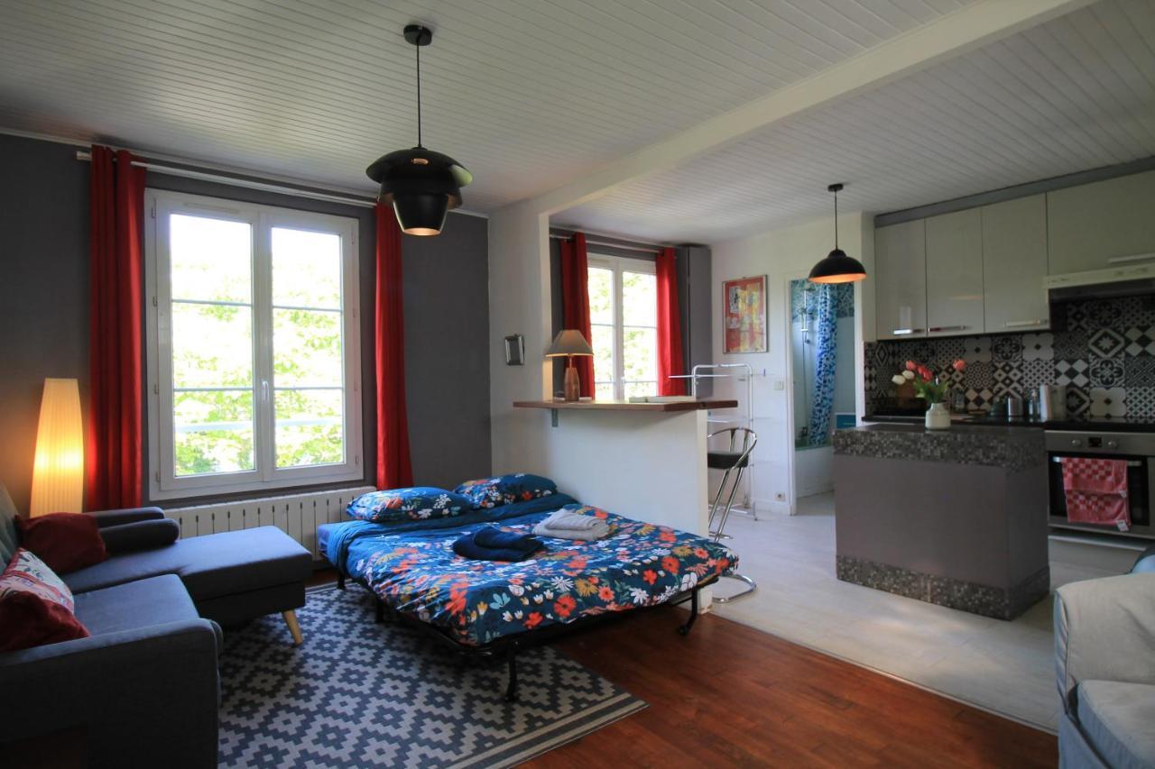 אובון Disponible - Appartement Entier - Ligne H 15Mn Paris-Gare Du Nord, Parking Rue Gratuit, 4 Pers, Station De Train En Face Toutes Les 15Mn, Hippodrome, Cdfas, Universite, Borne Electrique, 1Er Etage מראה חיצוני תמונה