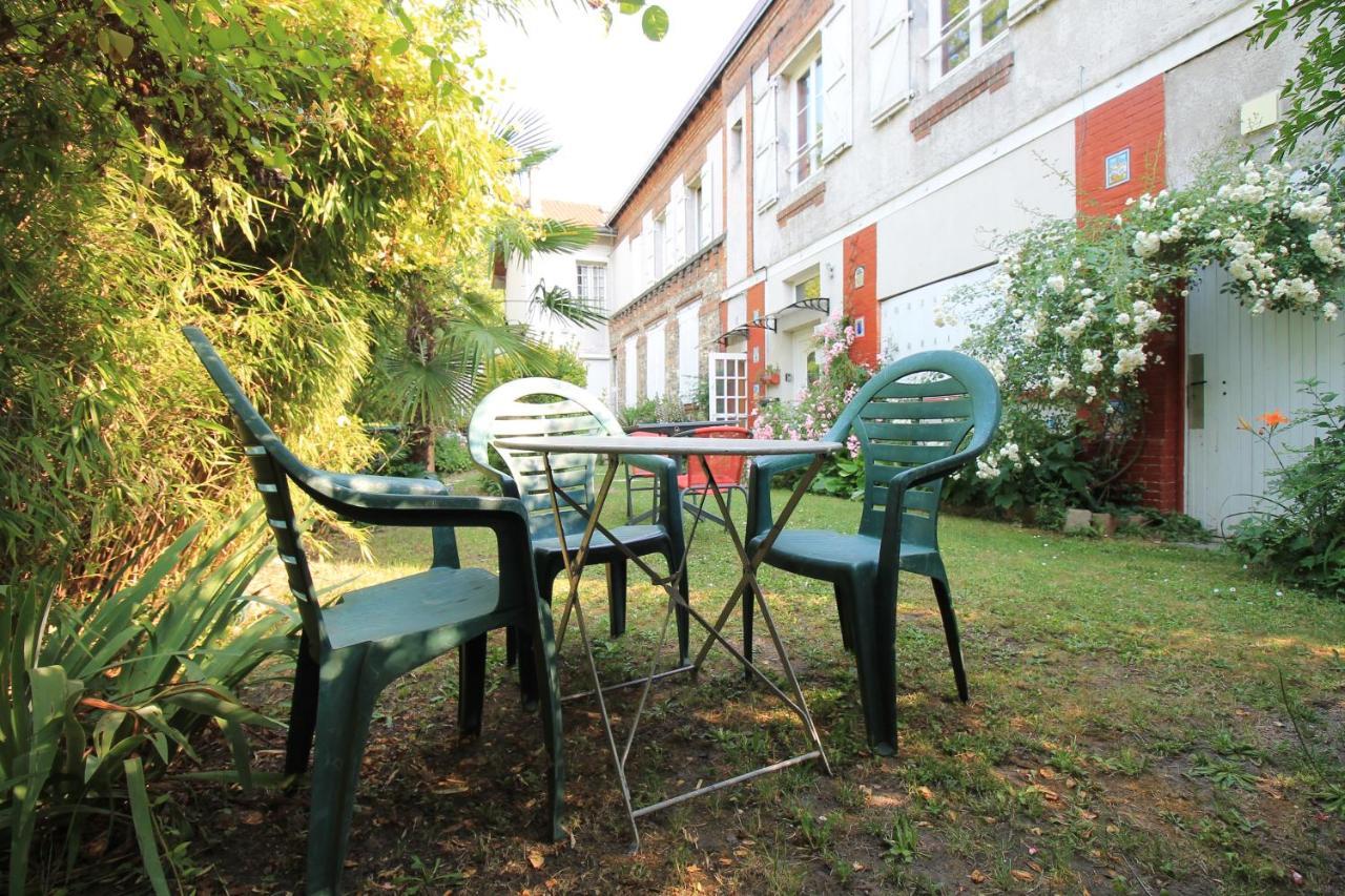 אובון Disponible - Appartement Entier - Ligne H 15Mn Paris-Gare Du Nord, Parking Rue Gratuit, 4 Pers, Station De Train En Face Toutes Les 15Mn, Hippodrome, Cdfas, Universite, Borne Electrique, 1Er Etage מראה חיצוני תמונה